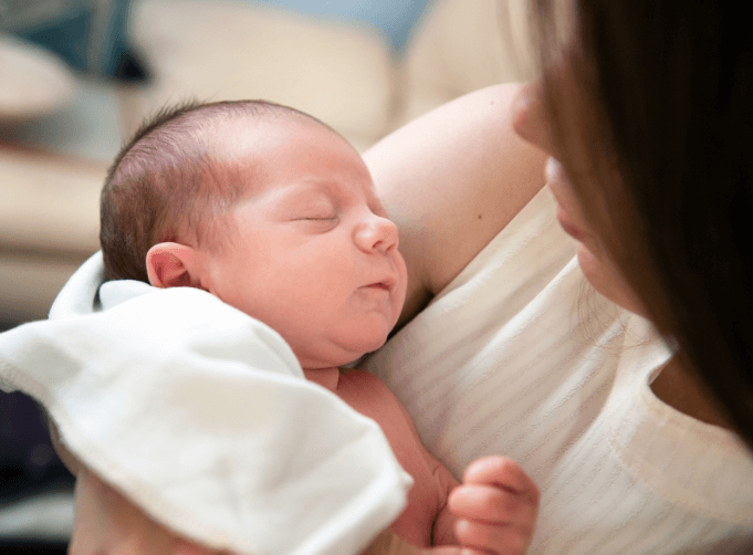 A New Mom’s Guide to 4th Trimester